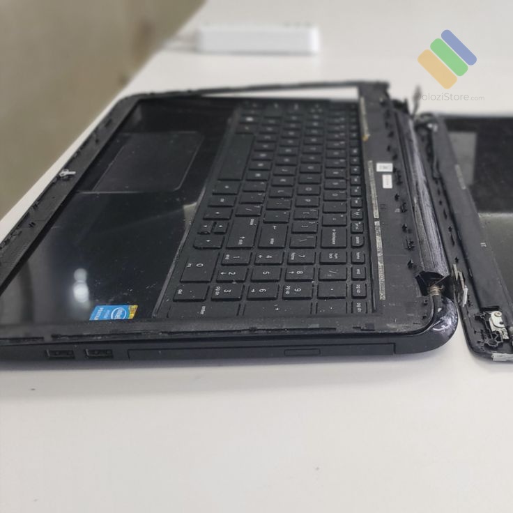 Quy trình thay vỏ laptop chuyên nghiệp tại Cửa hàng thay vỏ laptop Quận 4