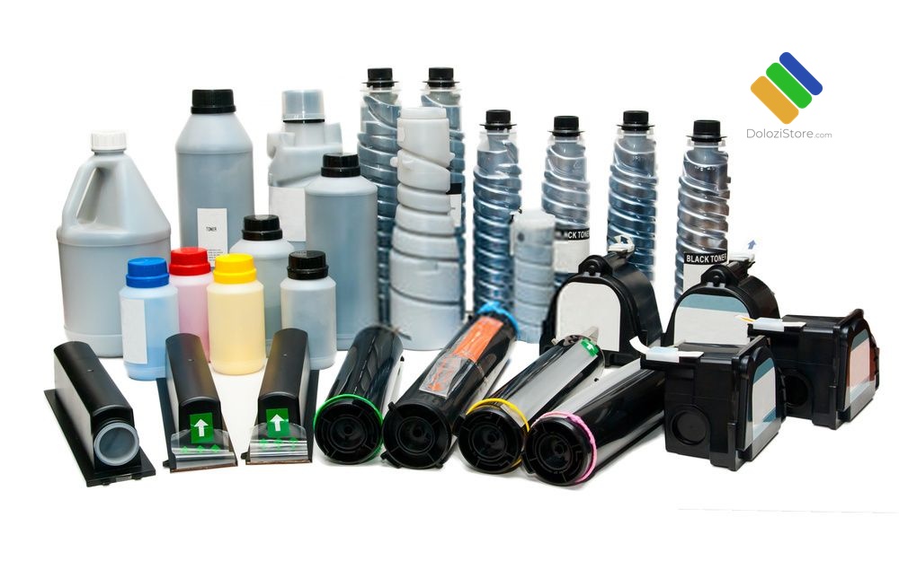 Kỹ thuật viên kiểm tra máy in Canon 2900 cho khách tại Linh Xuân