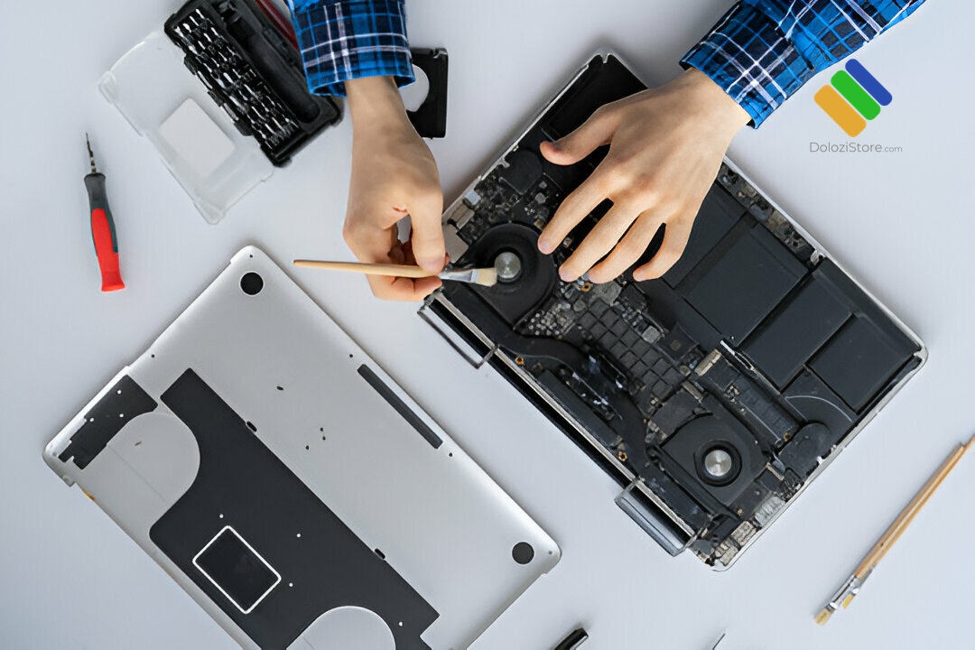 Gia cố bản lề laptop chắc chắn tại Dolozi Quận 9