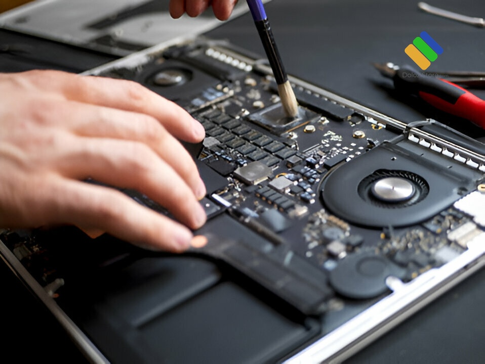 Màn hình hiển thị thông số nhiệt độ của CPU và GPU sau khi bảo trì